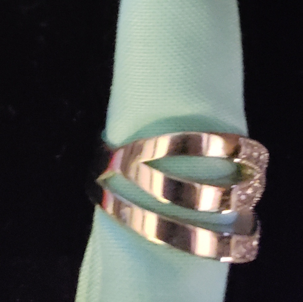 Cocktail Ring - Picture 3 of 4